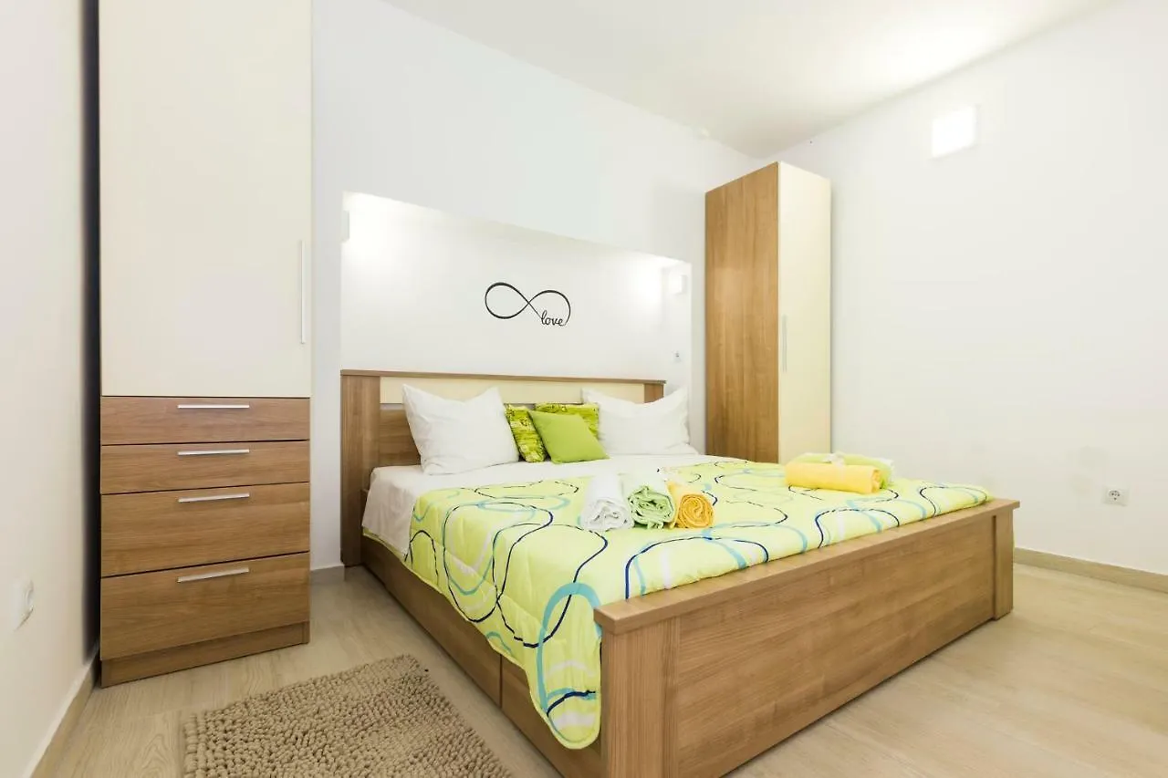 Apartments&rooms Roberto B. Valun Croazia