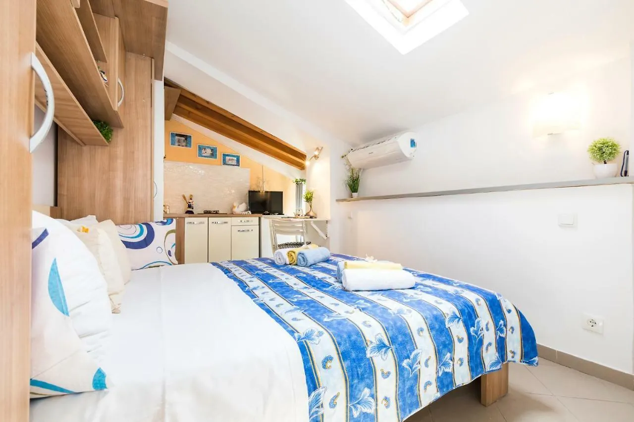 Appartamento Apartments&rooms Roberto B. Valun