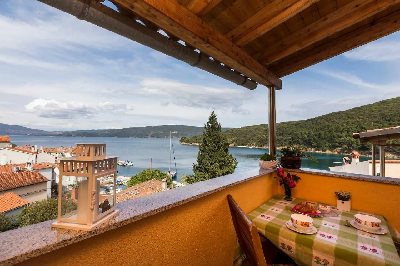 Apartments And Rooms Roberto B. Valun Croatia